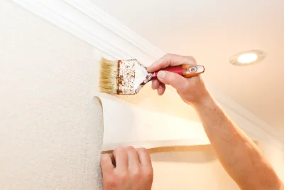 Pose de papier peint à Liessies — revêtements muraux et toiles de verre